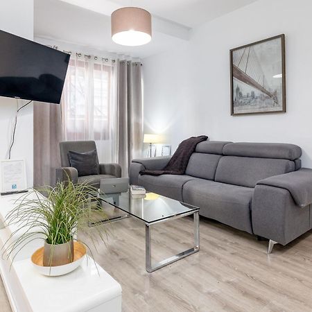 Travel Habitat Ayuntamiento Apartment Valencia Exterior photo